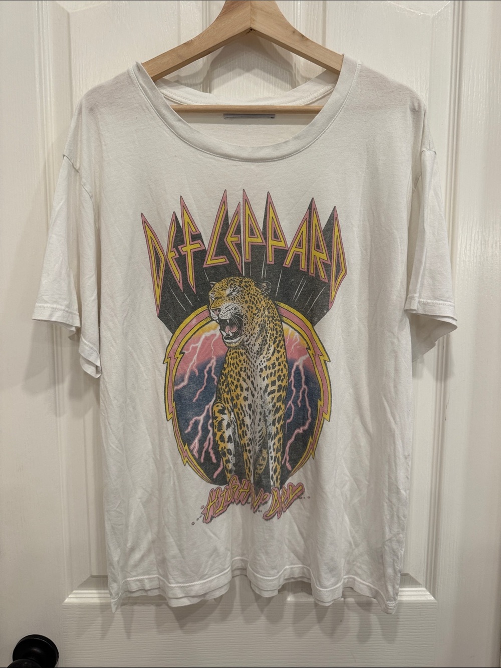 Daydreamer LA Def Leppard tee